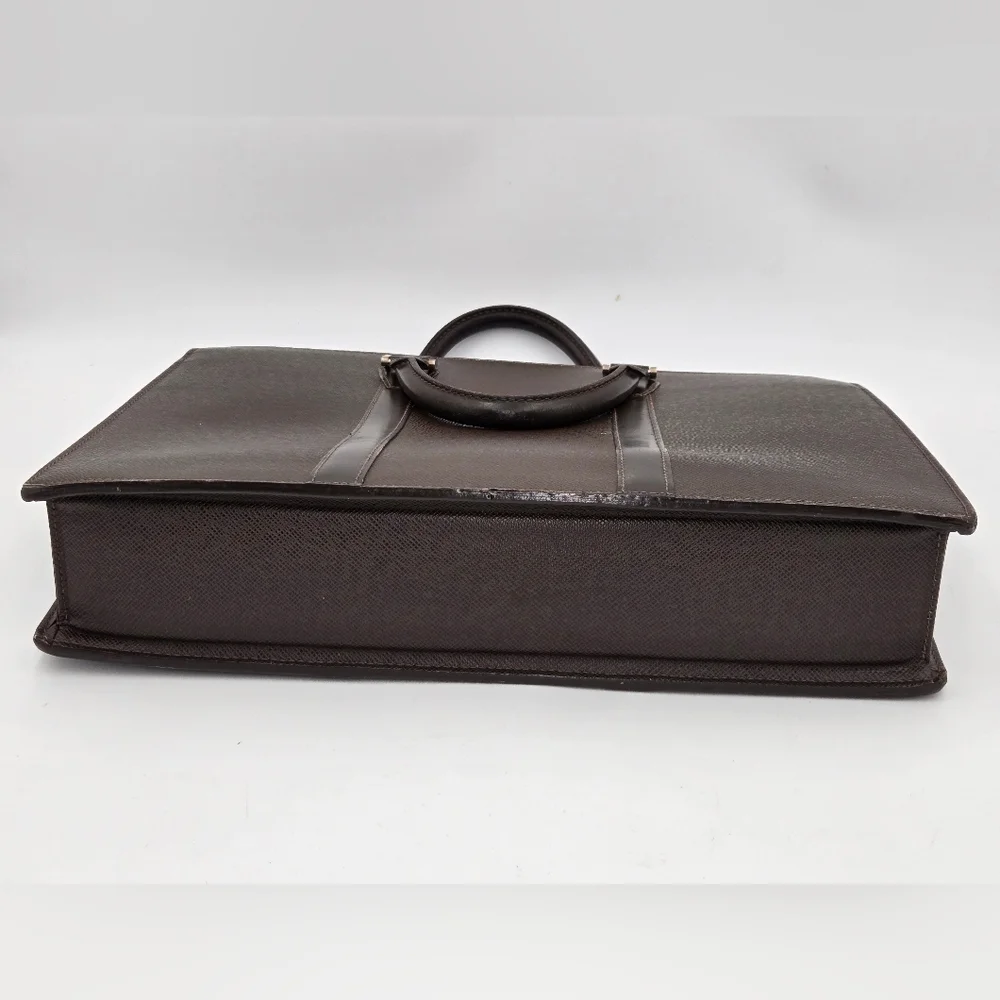 Louis Vuitton Taiga Ardoise Porte Document Lozan Briefcase VI0065